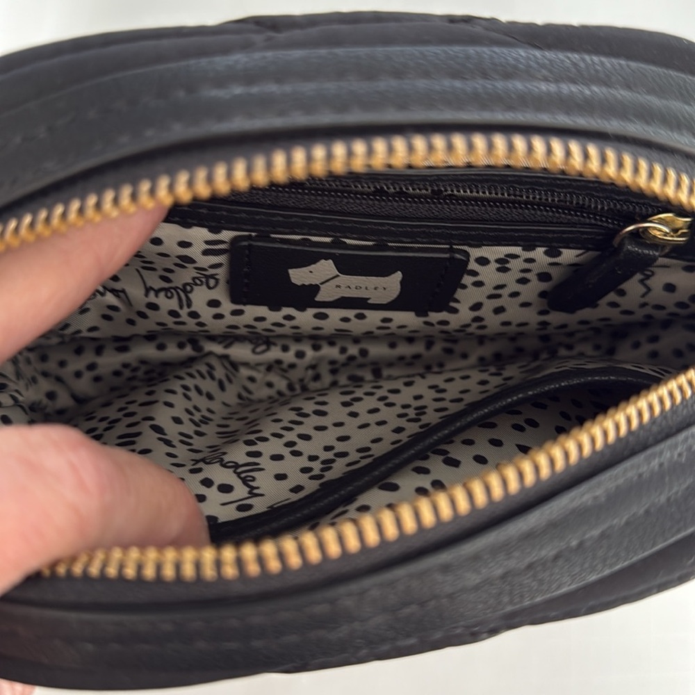 RADLEY LONDON Black Quilted Crossbody Bag with Classic Design NWOT - Picture 8 of 9